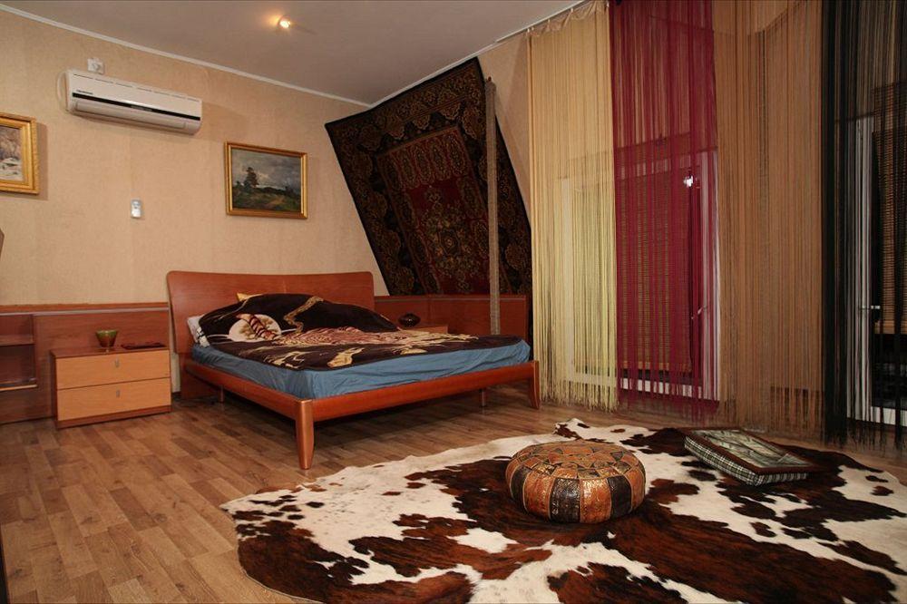 Yellowunlimited Hotel Charkiw Zimmer foto