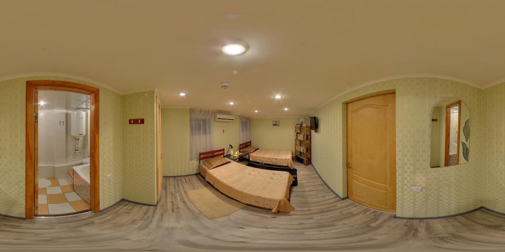 Yellowunlimited Hotel Charkiw Exterior foto